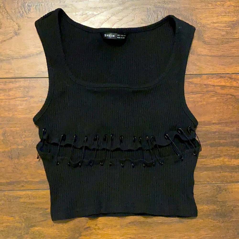 Shein Black Safety Pin Cutout Crop Tank Small